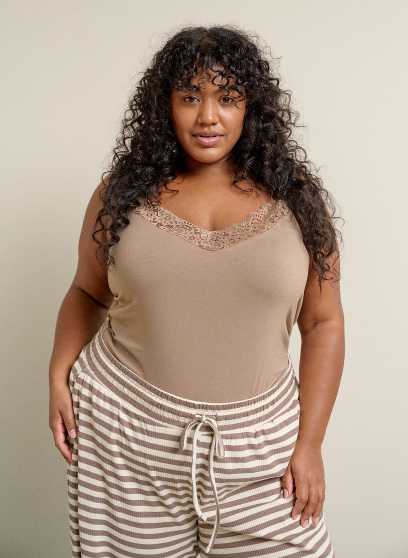 Viscose top met kanten rand, Beige, Image image number 0