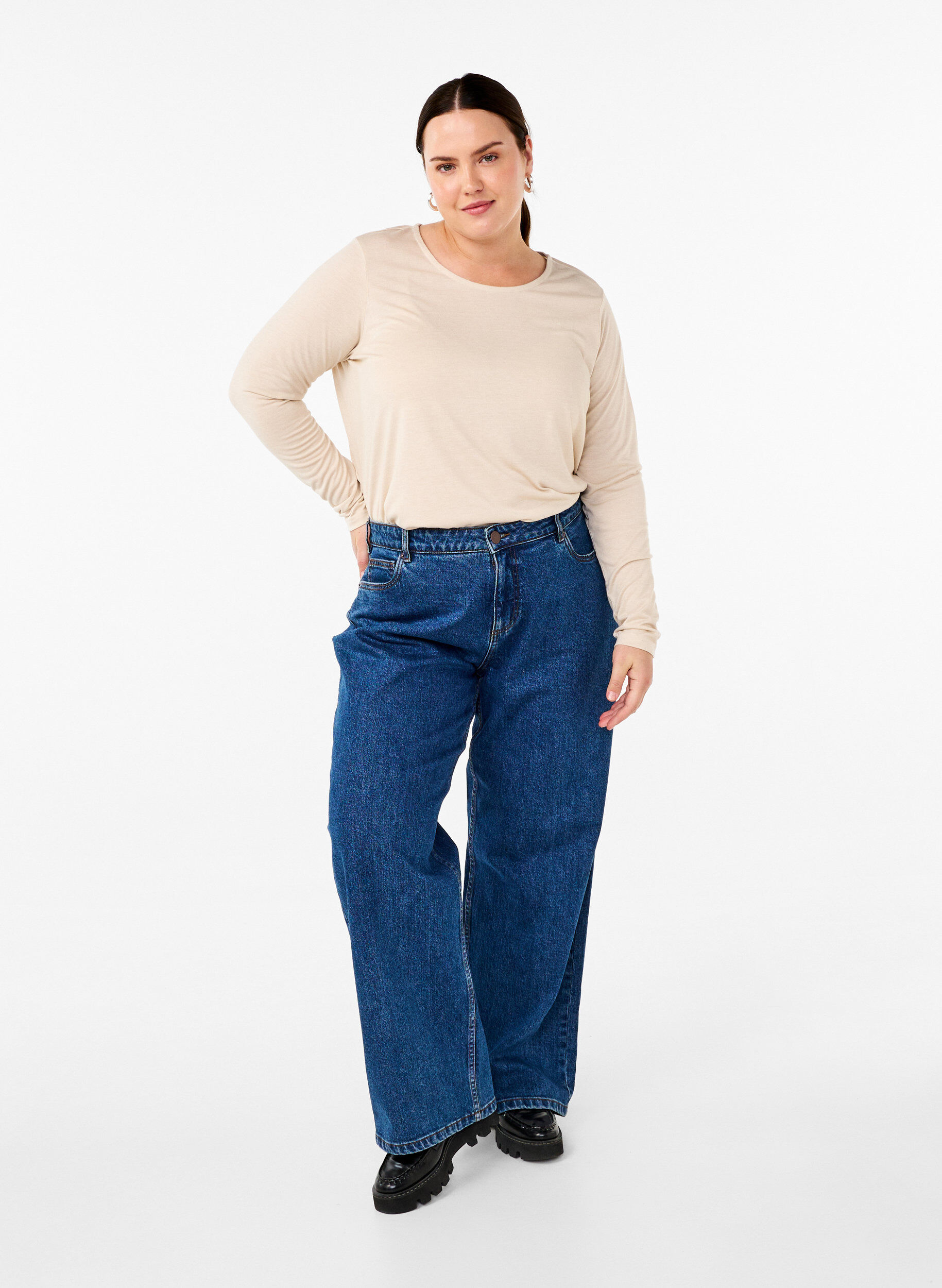 Zizzi T-shirt &agrave; manches longues et &agrave; col rond, Oatmeal Mel., Model image number 2