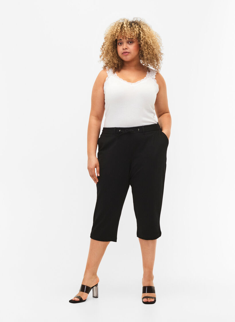 Pantalon capri en mélange de viscose, Black, Model image number 0