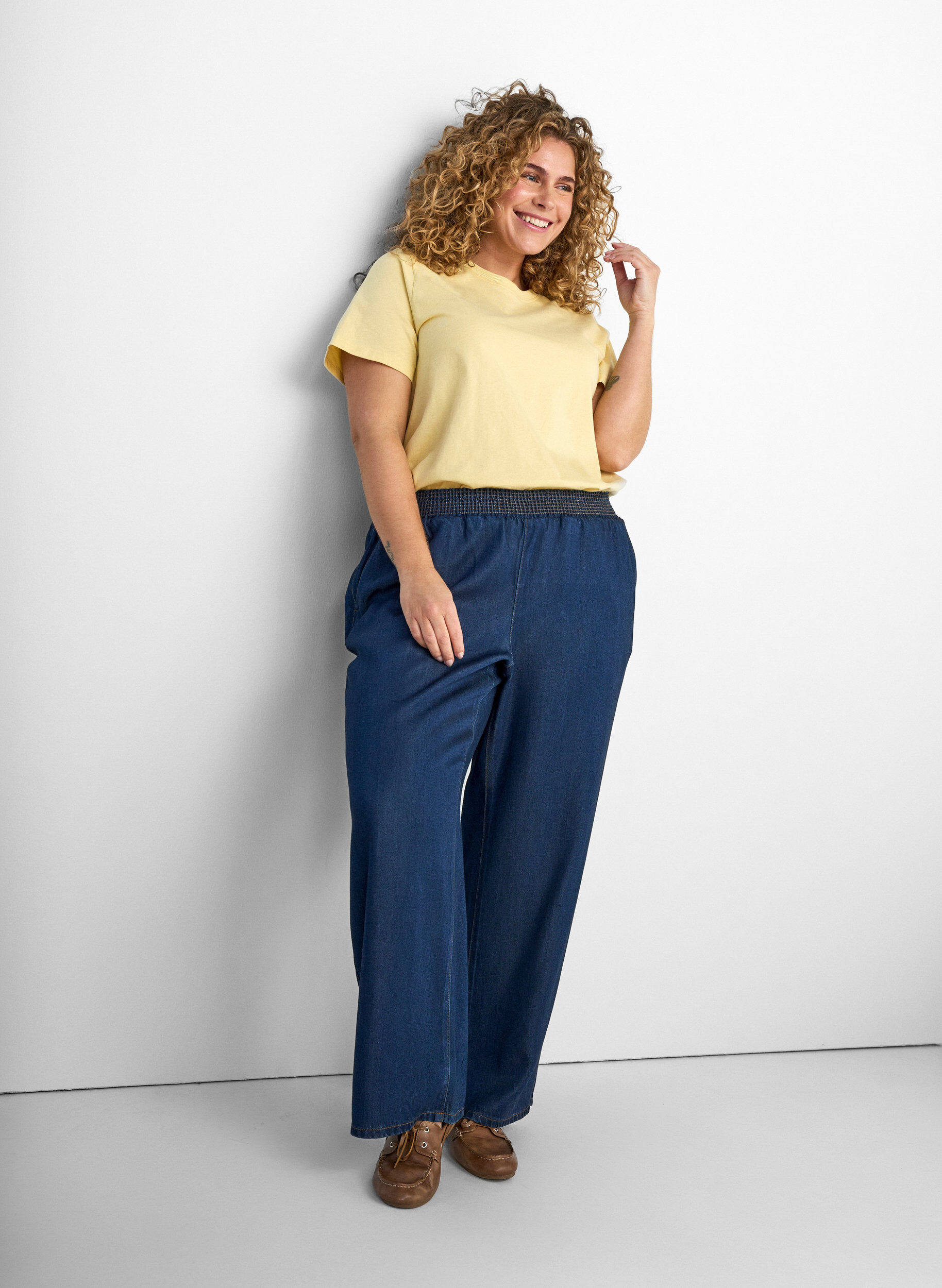 ZizziBasic katoenen T-shirt met ronde hals, Geel, Model image number 3