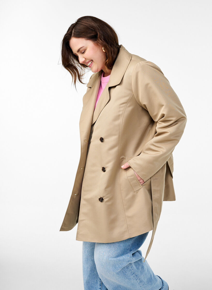 Trench court avec ceinture, Beige, Model image number 3