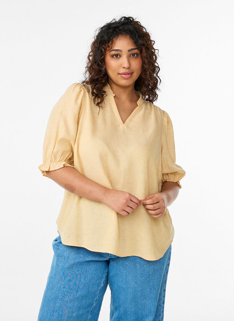 Blouse en lin et viscose avec manches 1/2, Jaune clair, Model image number 0