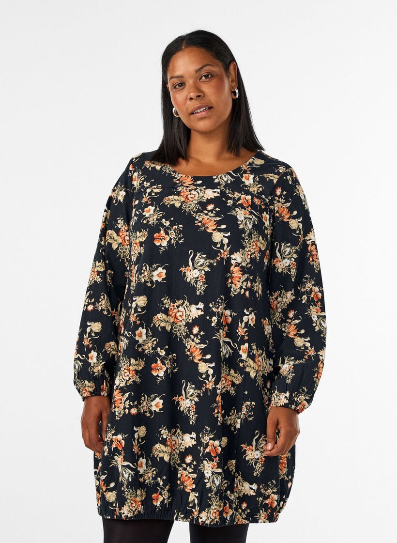 Robe courte en coton avec un ourlet &eacute;lastique et des manches longues, Noir, Model image number 0