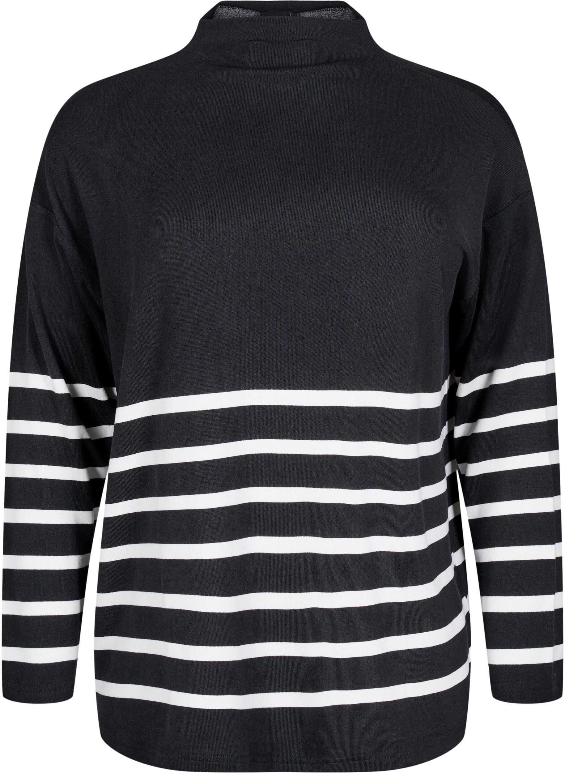 Chemisier avec un col haut et des manches longues