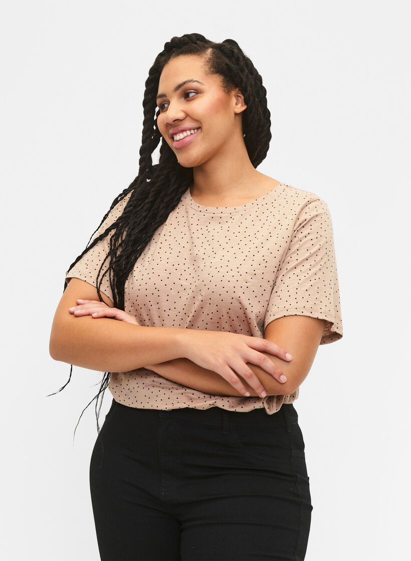 T-shirt van biologisch katoen met stippen	, Beige, Model image number 0