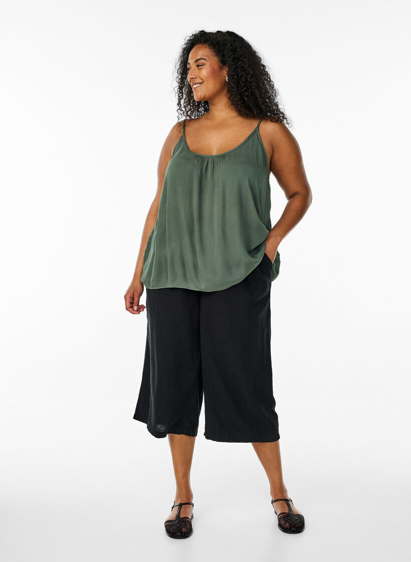 Strap top in viscose, Groen, Model image number 1