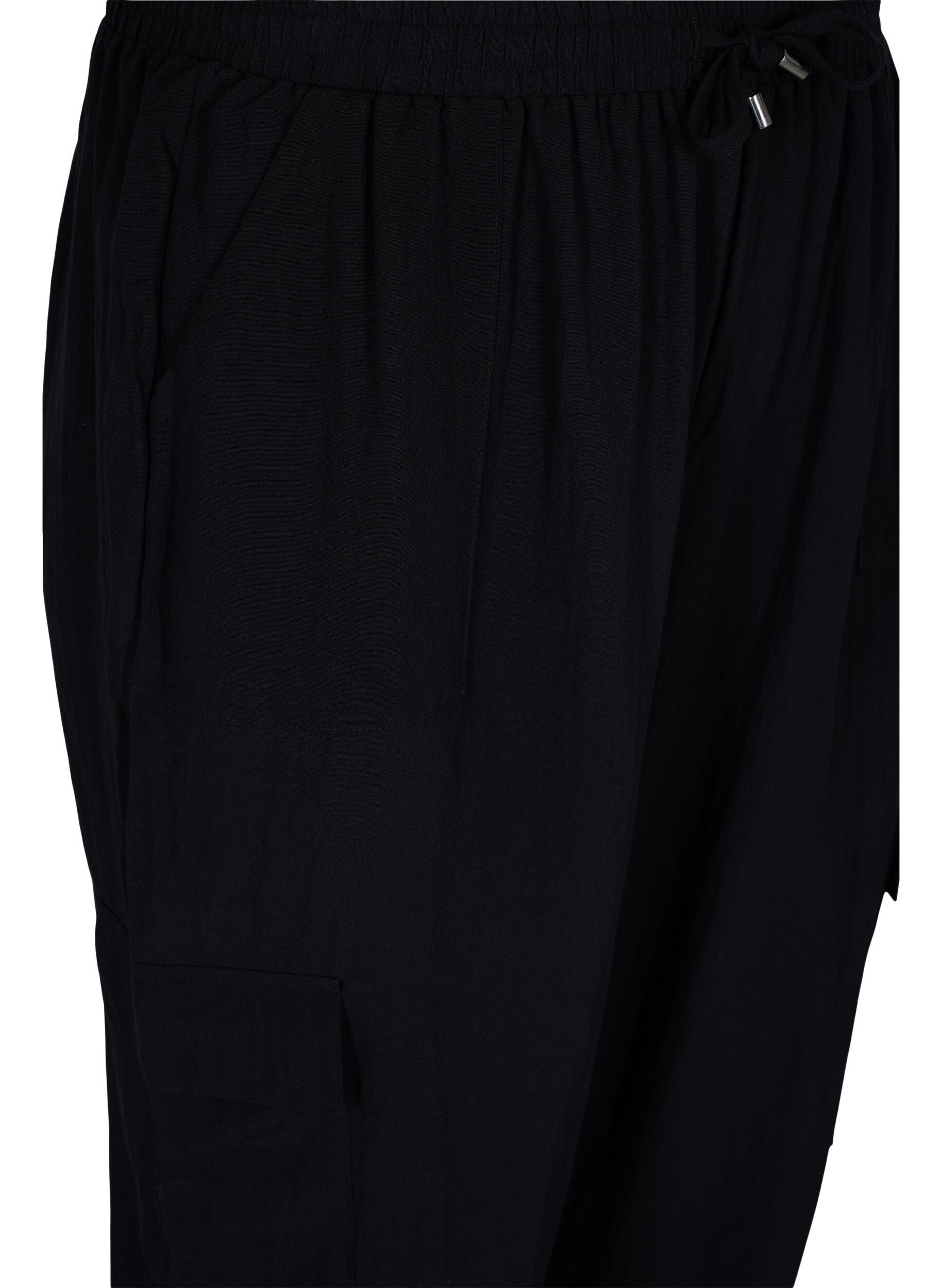 Zizzi Pantalon ample en viscose avec grandes poches, Black, Packshot image number 2