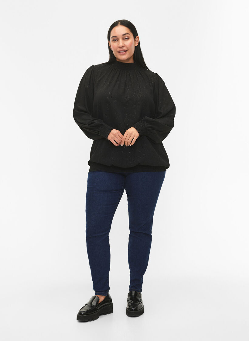 FLASH - Blouse à manches longues scintillante avec smocks	, Black w. Silver, Model image number 2