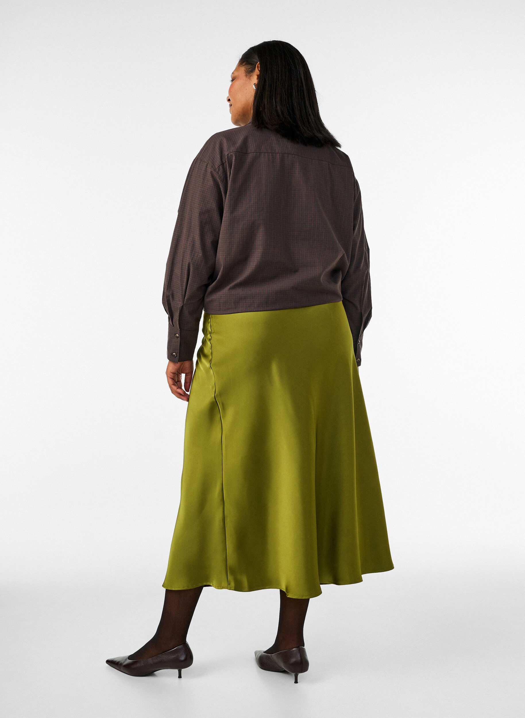 ZizziSatijnen midi rok, Groen, Model image number 1