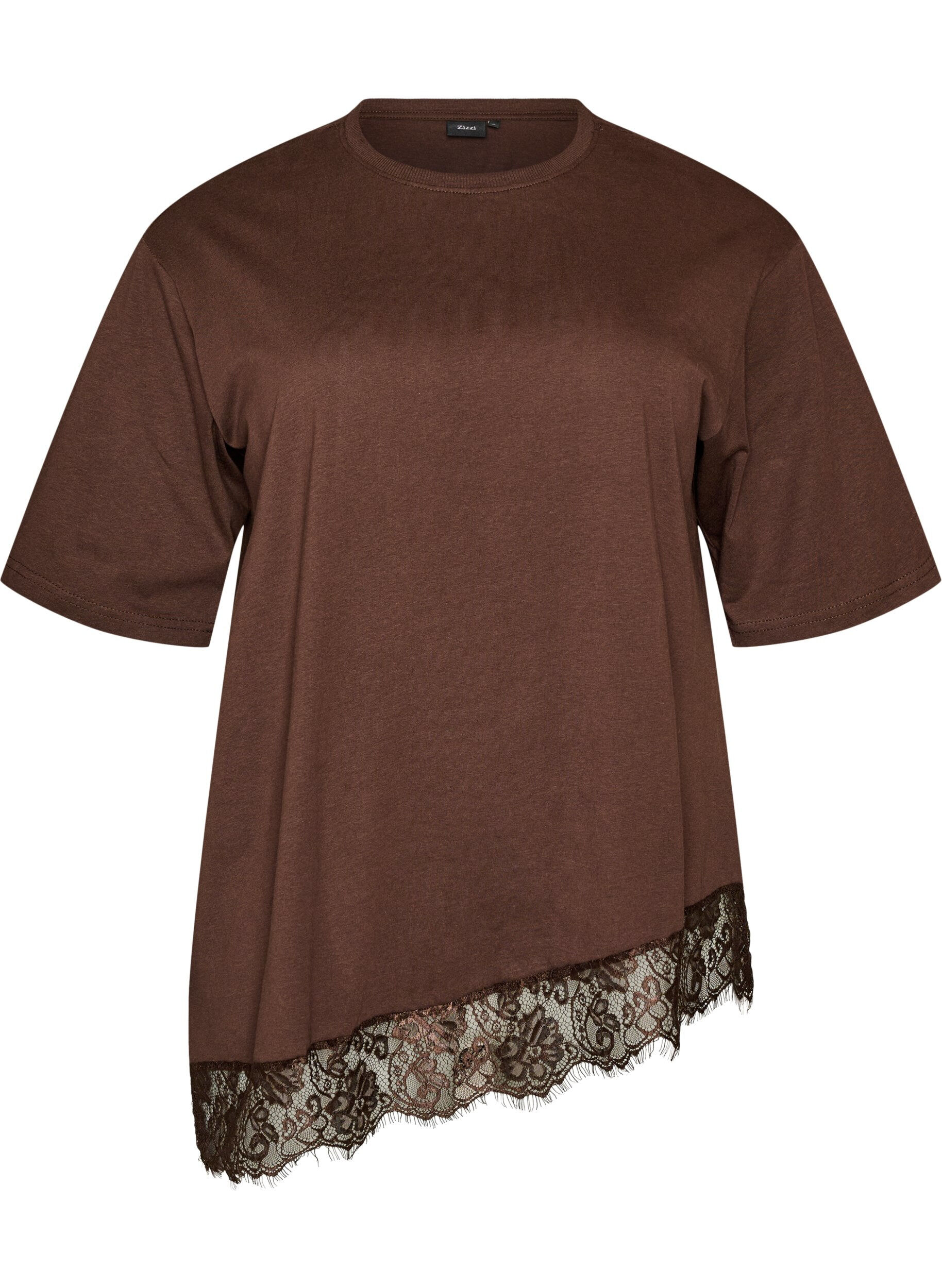 T-shirt met asymmetrische kanten zoom
