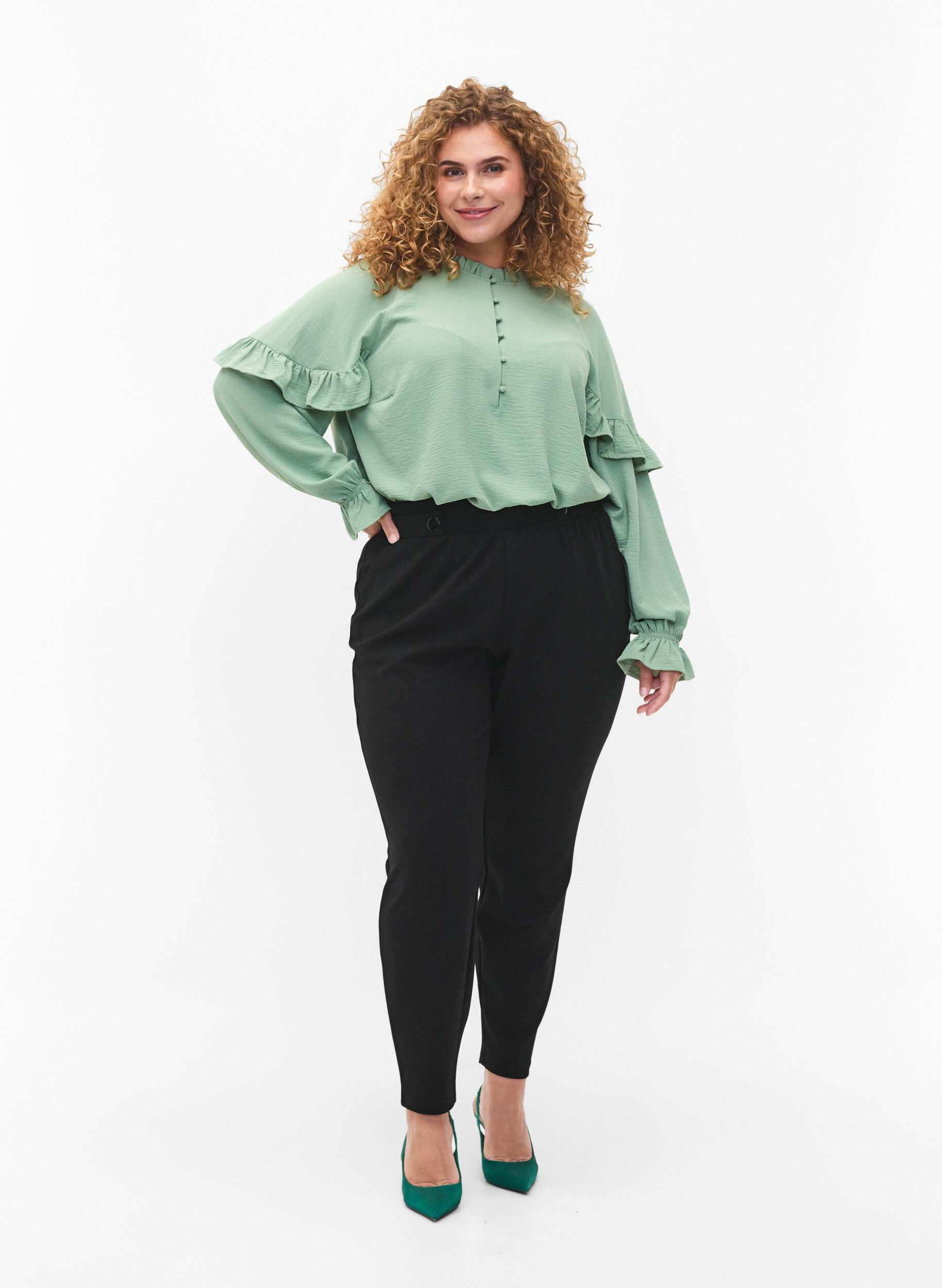 ZizziBlouse met ruches en knopen, Green Bay, Model image number 2