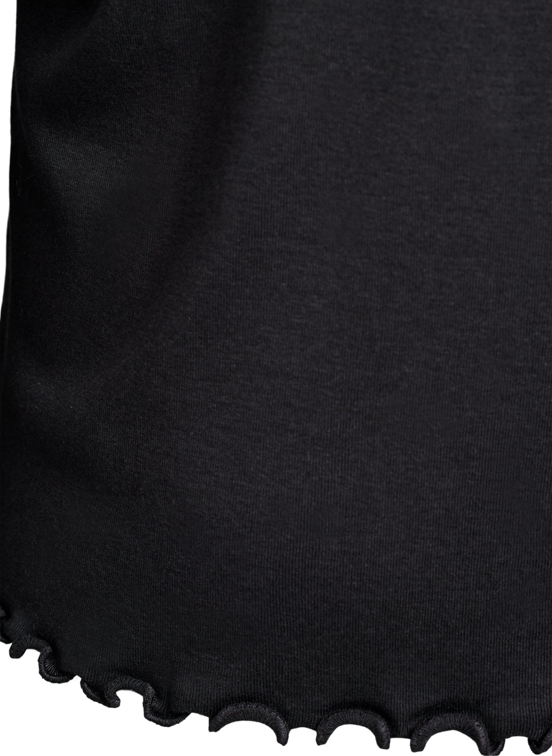 Zizzi Blouse en jersey avec boutons et bords ondul&eacute;s, Noir, Packshot image number 3