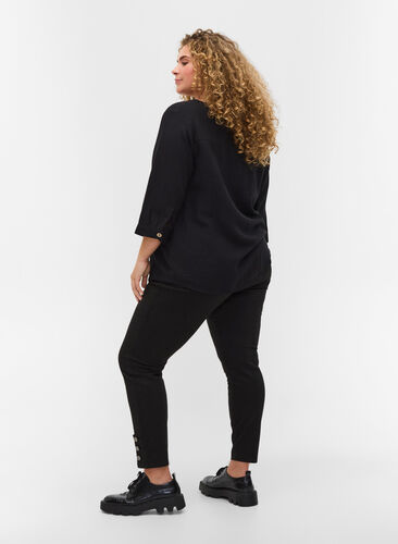 Cropped Amy jeans met knopen, Black, Model image number 1