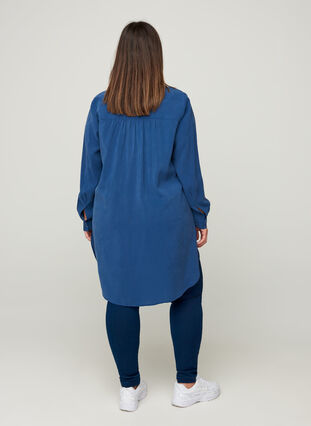 Lange blouse in viscose, Blue Ass, Model image number 1