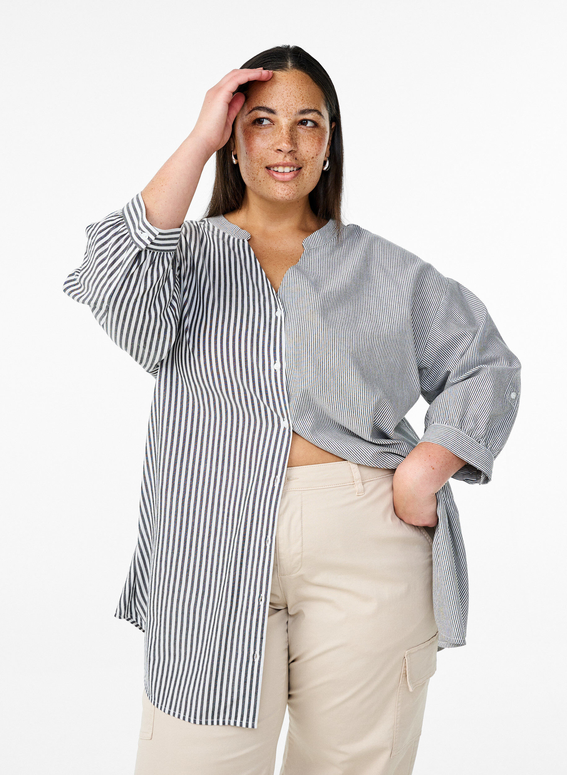 Tunique ray&eacute;e avec manches 3/4, Noir, Model