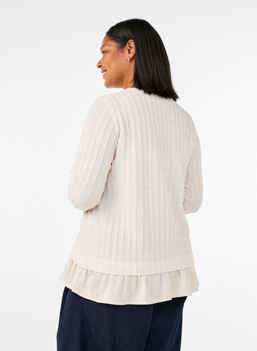 Blouse structur&eacute;e avec ourlet &agrave; volants, Vanille, Model image number 2