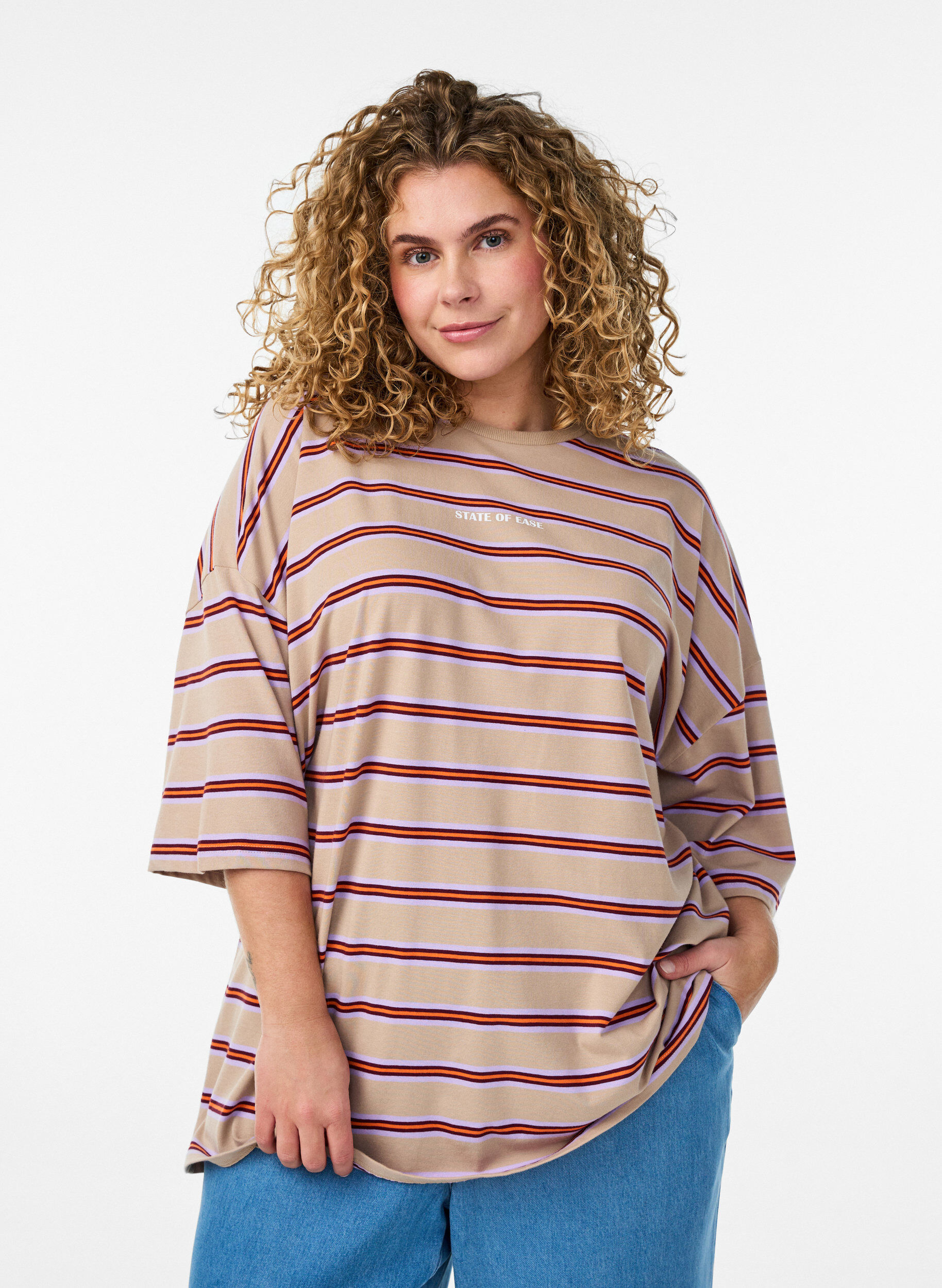 Oversized T-shirt met strepen en 1/2 mouwen, Beige, Model
