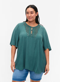 Viscose blouse met 1/2 mouwen en borduurwerk detail, Sea Pine, Model