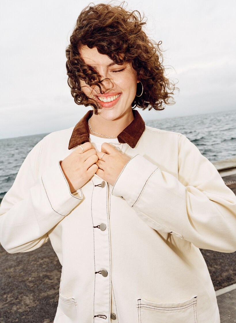 Veste en jean de couleur avec col contrastant, Vanille, Image image number 0