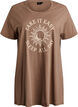 T-shirt de nuit long en coton bio avec imprim&eacute;, Beige, Packshot image number 0
