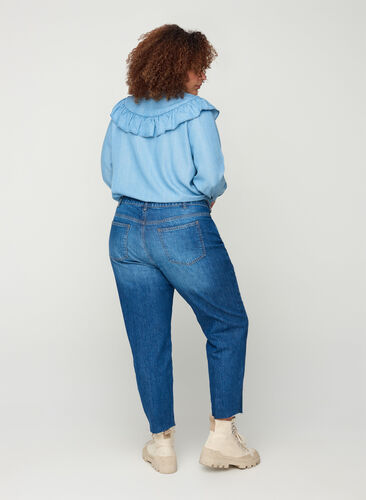Cropped mom fit Mille jeans met losse pasvorm, Blue denim, Model image number 1