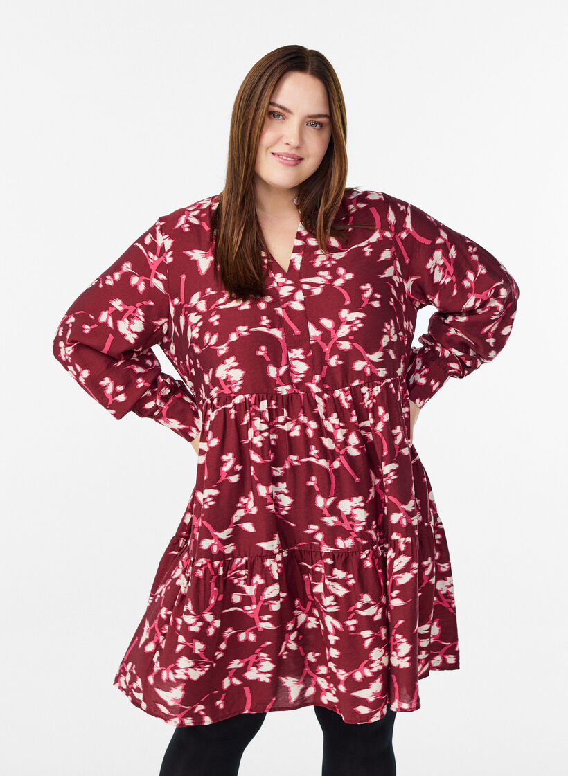 Robe trapèze avec col à volants, Rouge, Model image number 0