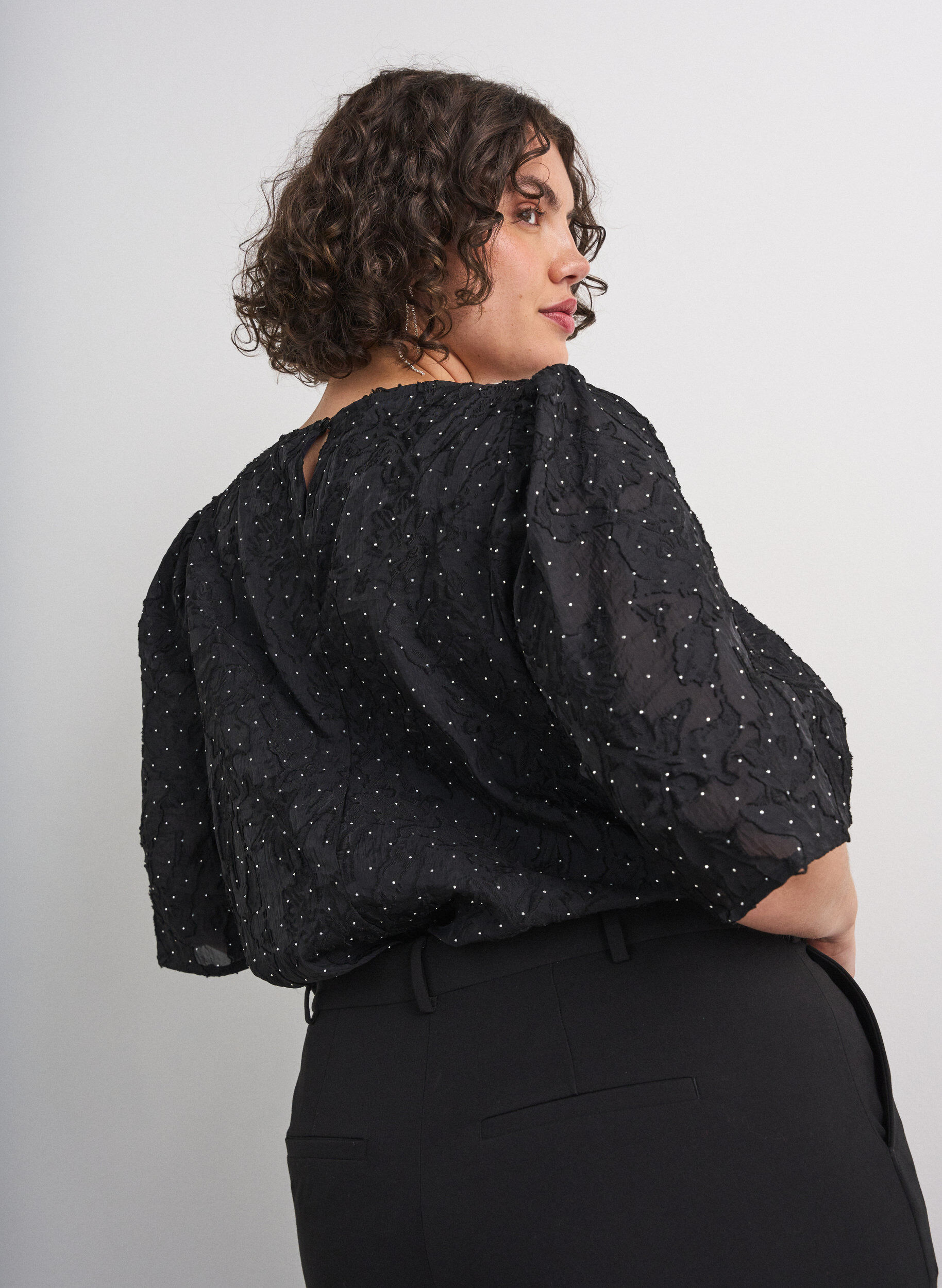 ZizziBlouse jacquard avec d&eacute;tails scintillants et manches bouffantes, Noir, Model image number 2