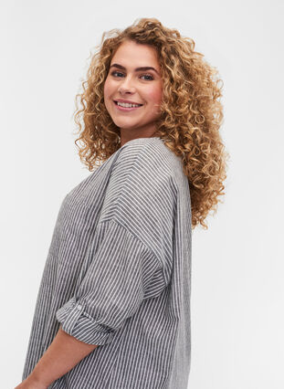 Gestreepte blouse in 100% katoen, Black Stripe, Model image number 2