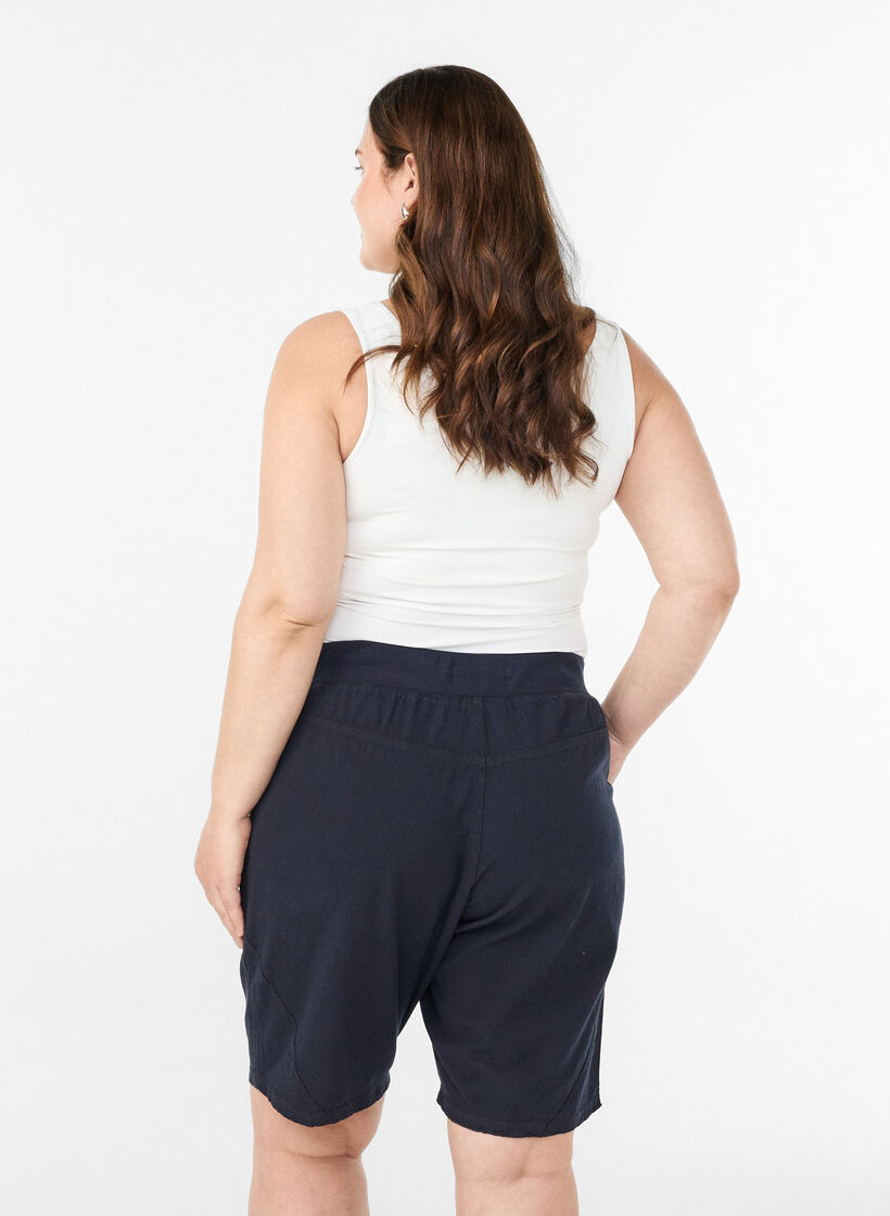 Short en coton ample avec poches, Bleu, Model image number 2
