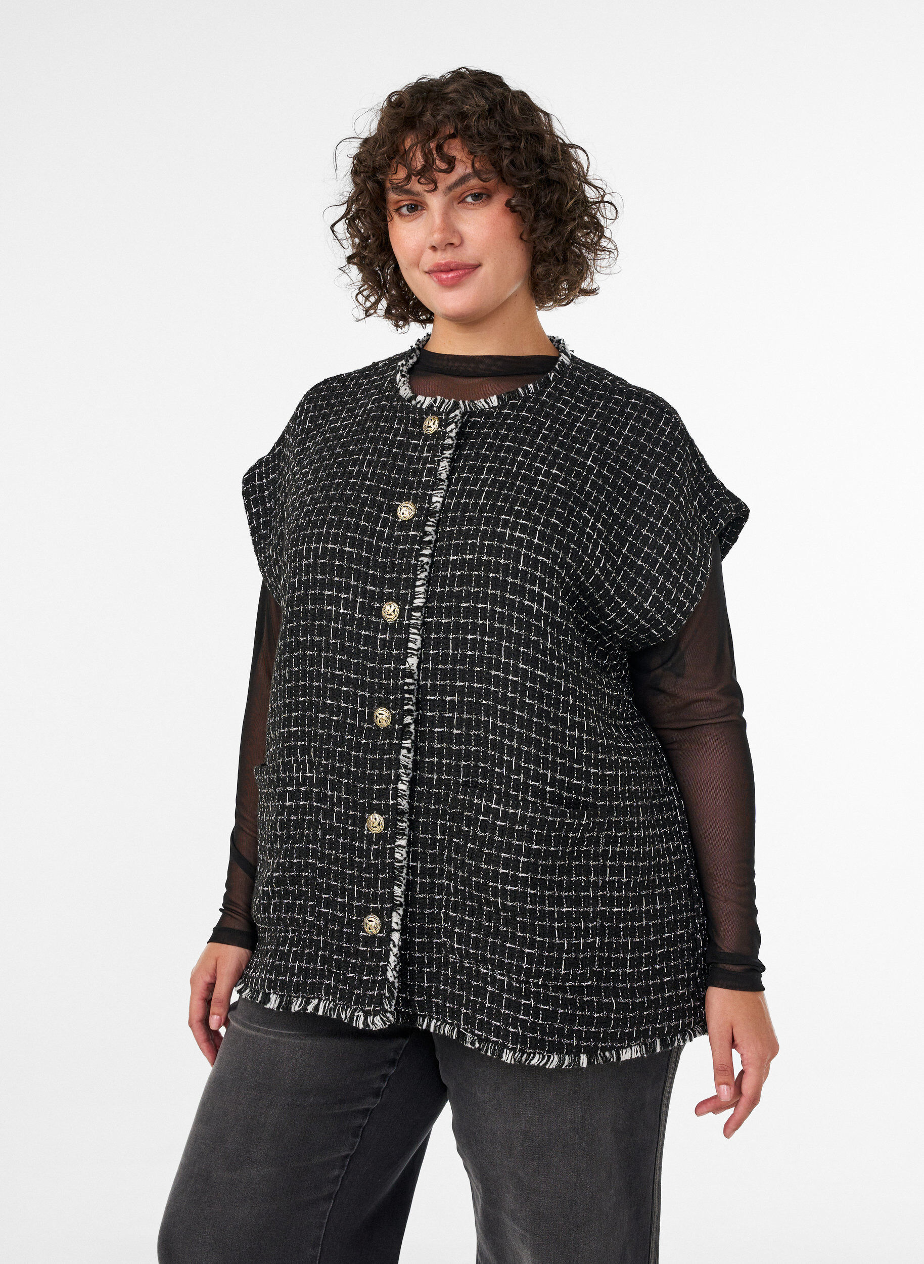 ZizziGilet &agrave; carreaux avec boutons d&eacute;coratifs, Noir, Model image number 0