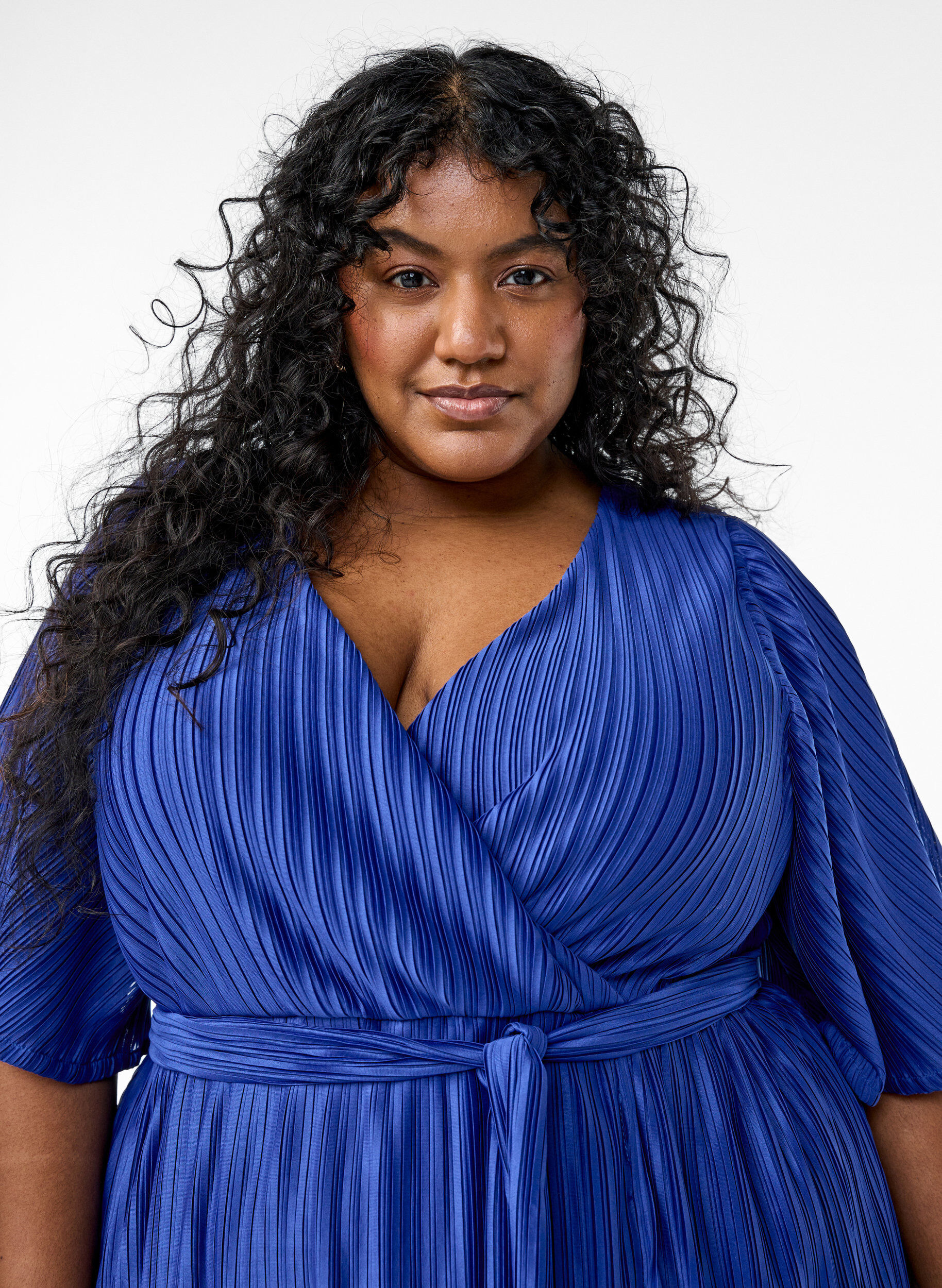 ZizziGeplooide midi-jurk met vleermuismouwen, Blauw, Model image number 2