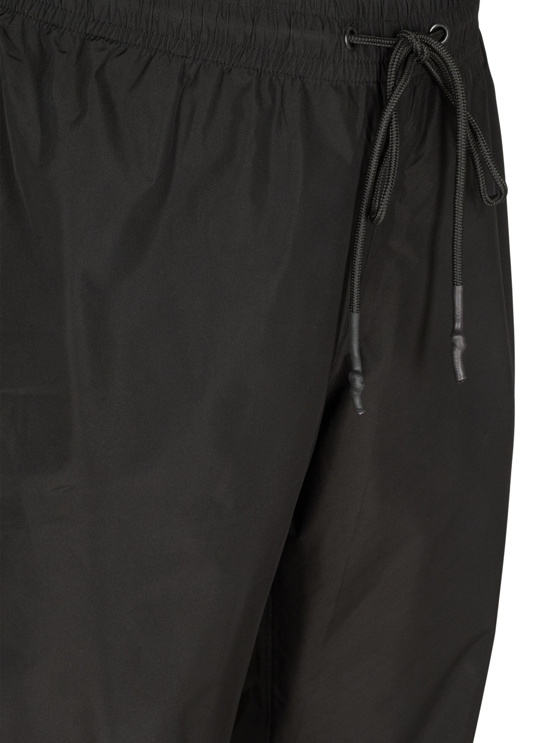 Zizzi Pantalon de pluie avec &eacute;lastique et cordons de serrage, Black, Packshot image number 2
