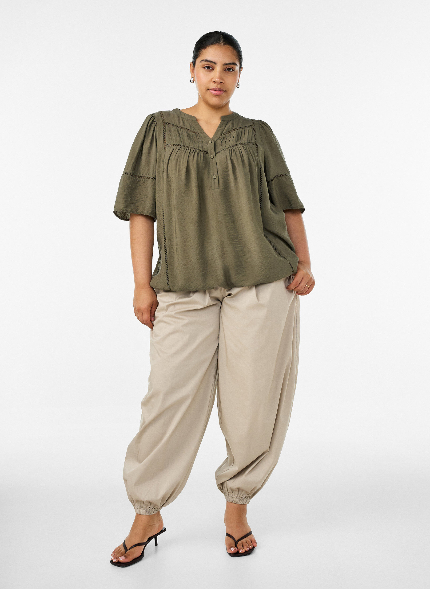 ZizziBlouse en viscose avec nervures et effet ballon, Vert Kaki, Model image number 1