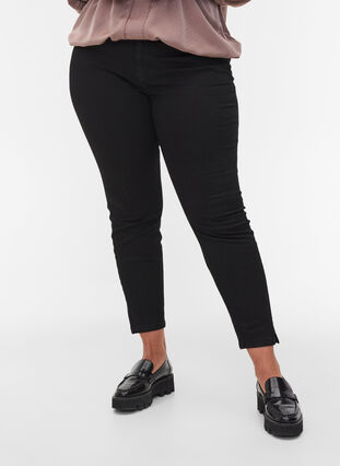 Promotieartikel - Cropped Amy jeans met split, Black, Model image number 2