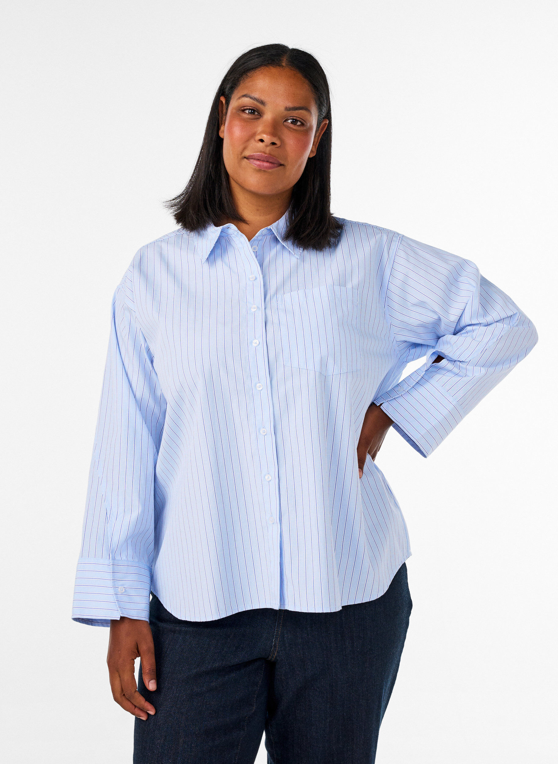 Chemise &agrave; rayures avec des poignets larges, Bleu Clair, Model