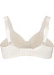 Soutien-gorge confort avec superposition en dentelle et bonnets moul&eacute;s, Blanc, Packshot image number 1