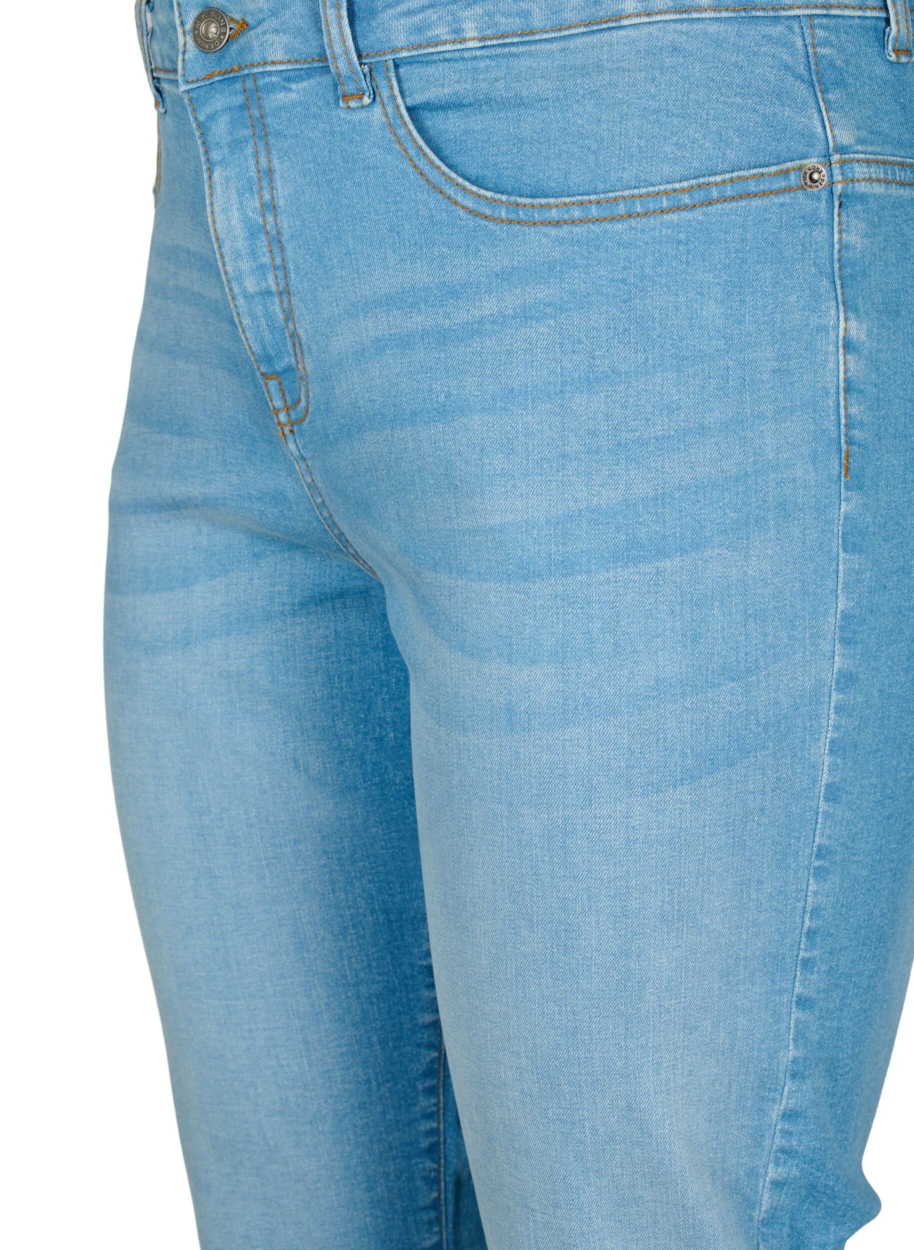 Zizzi Amy knickers met hoge taille en borduursel, Light blue denim, Packshot image number 2