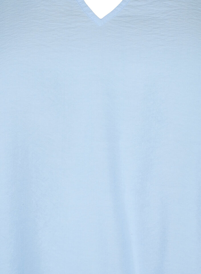 Chemisier à manches courtes en viscose avec broderie, Bleu Clair, Packshot image number 2