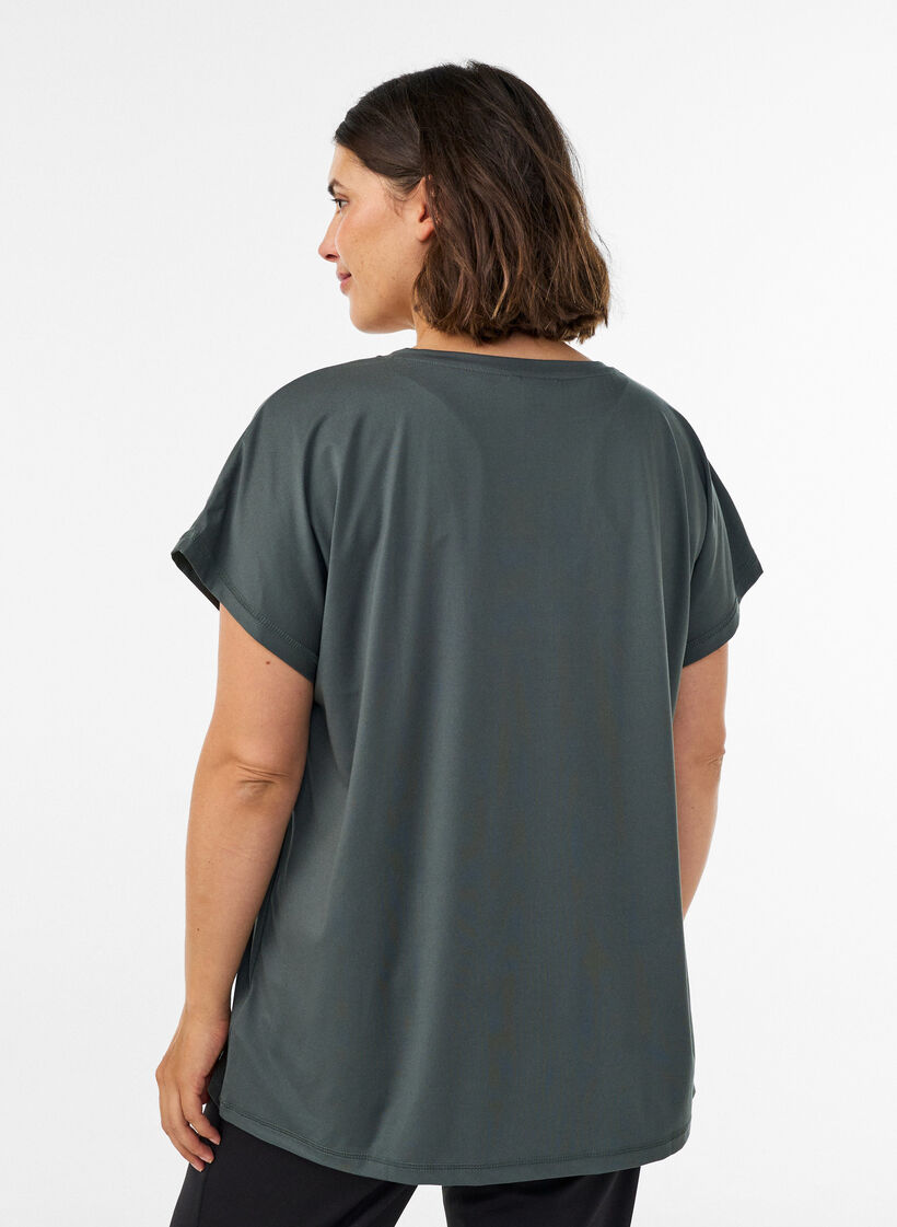 Losvallend trainings-T-shirt met V-hals, Groen, Model image number 2