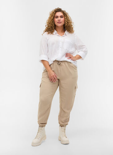 Pantalon ample en viscose avec de grandes poches, Oxford Tan, Model image number 0