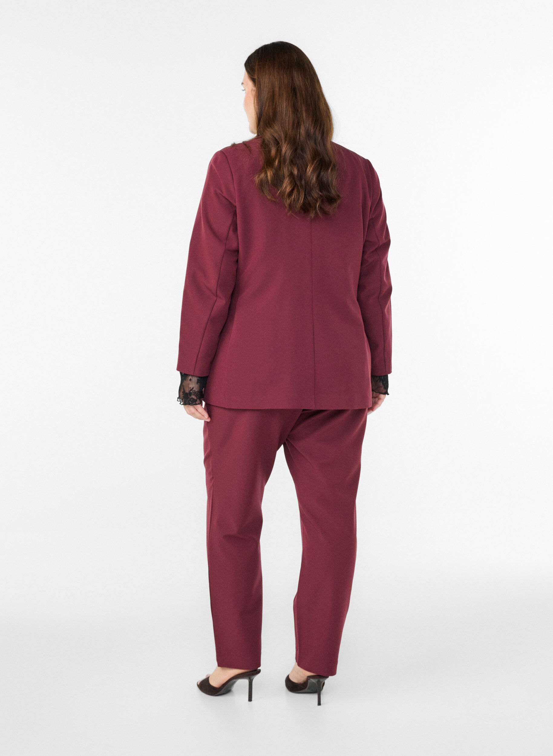ZizziBroek met zakken en rechte pijpen, Rood, Model image number 1