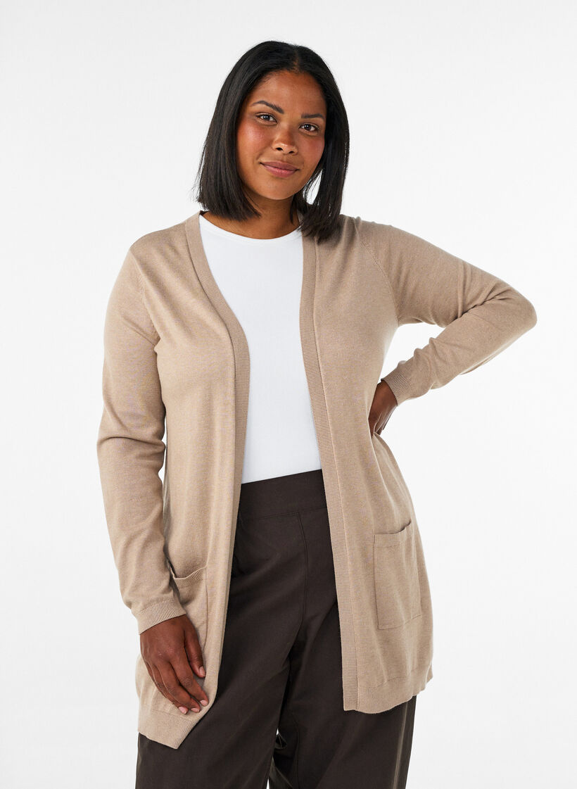 Long cardigan tricot&eacute; dans un m&eacute;lange de viscose, Beige, Model image number 0