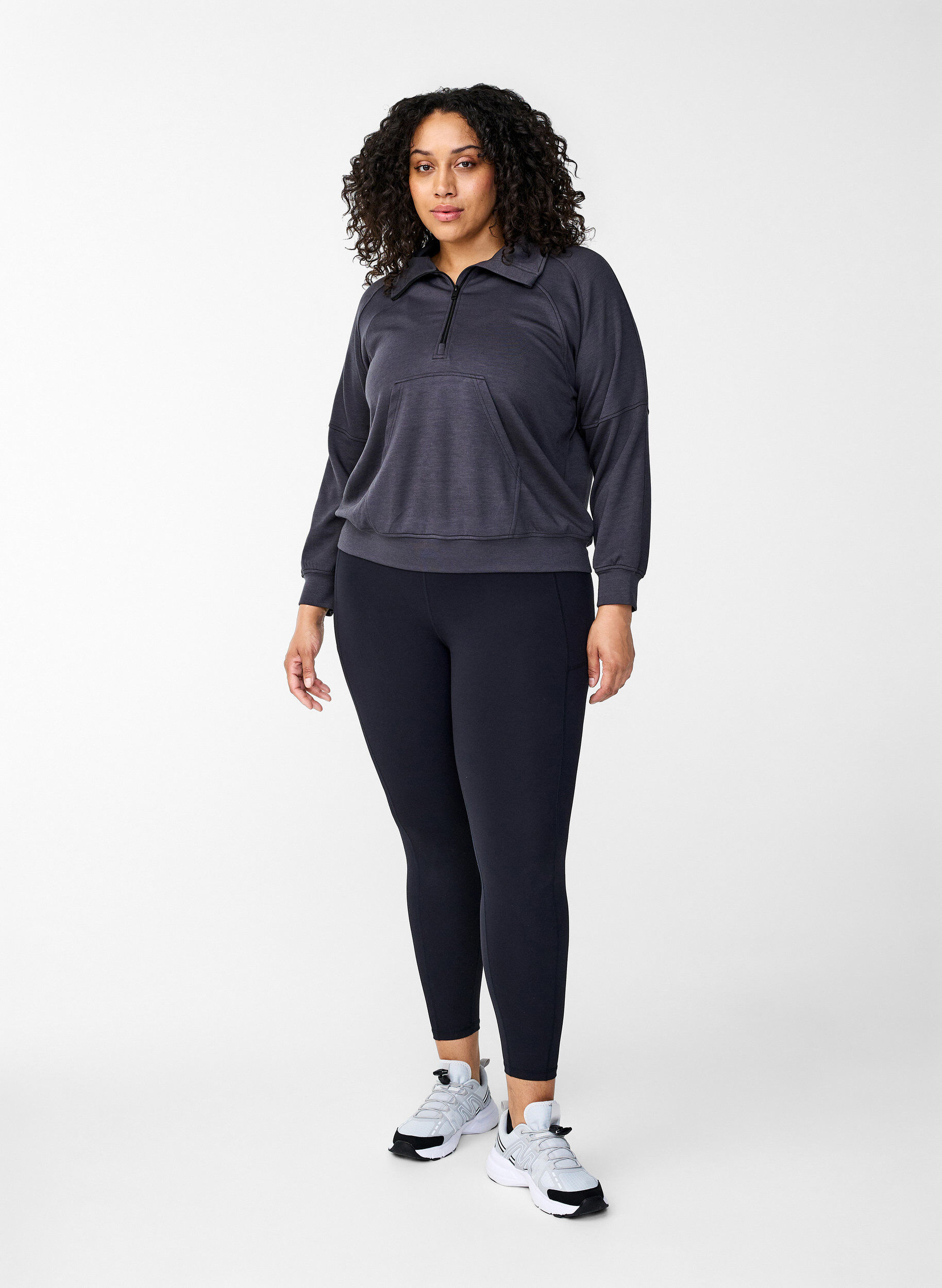 Zizzi Sweat sportif avec col montant et fermeture &eacute;clair, Asphalt, Model image number 2