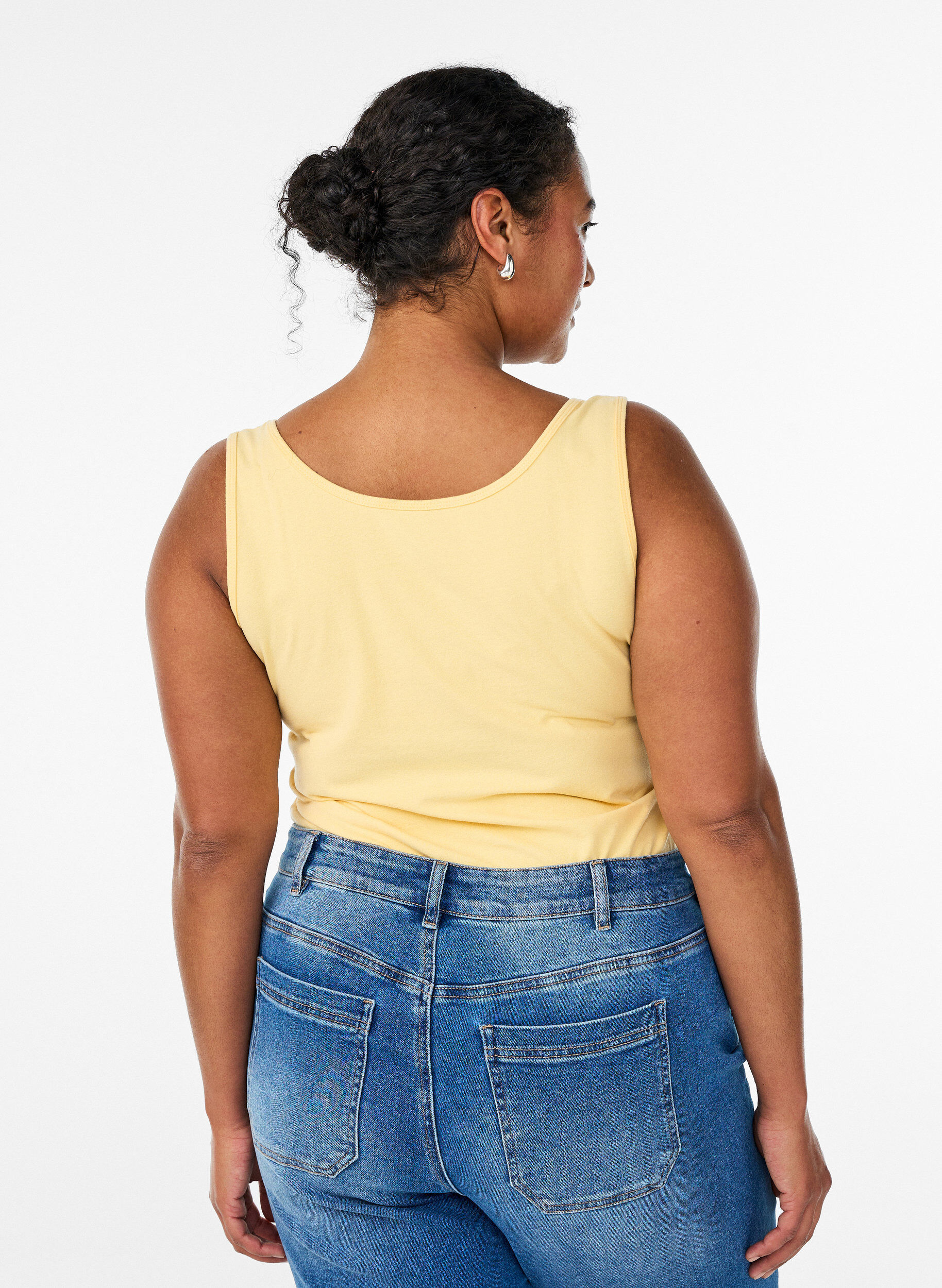 ZizziEffen basic top in katoen, Geel, Model image number 2