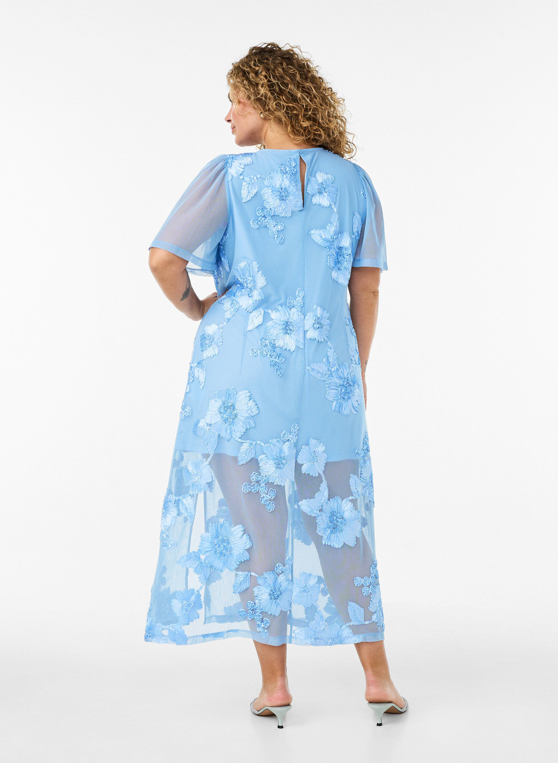 ZizziMeshjurk met bloemenapplicaties, Blauw, Model image number 1