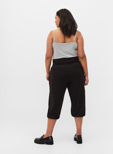 Pantalon capri ample avec élastique, Black, Model image number 1