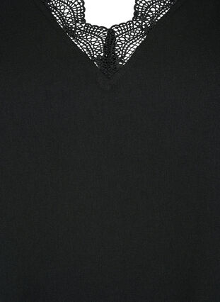 Blouse met V-hals en kanten randje, Black, Packshot image number 2
