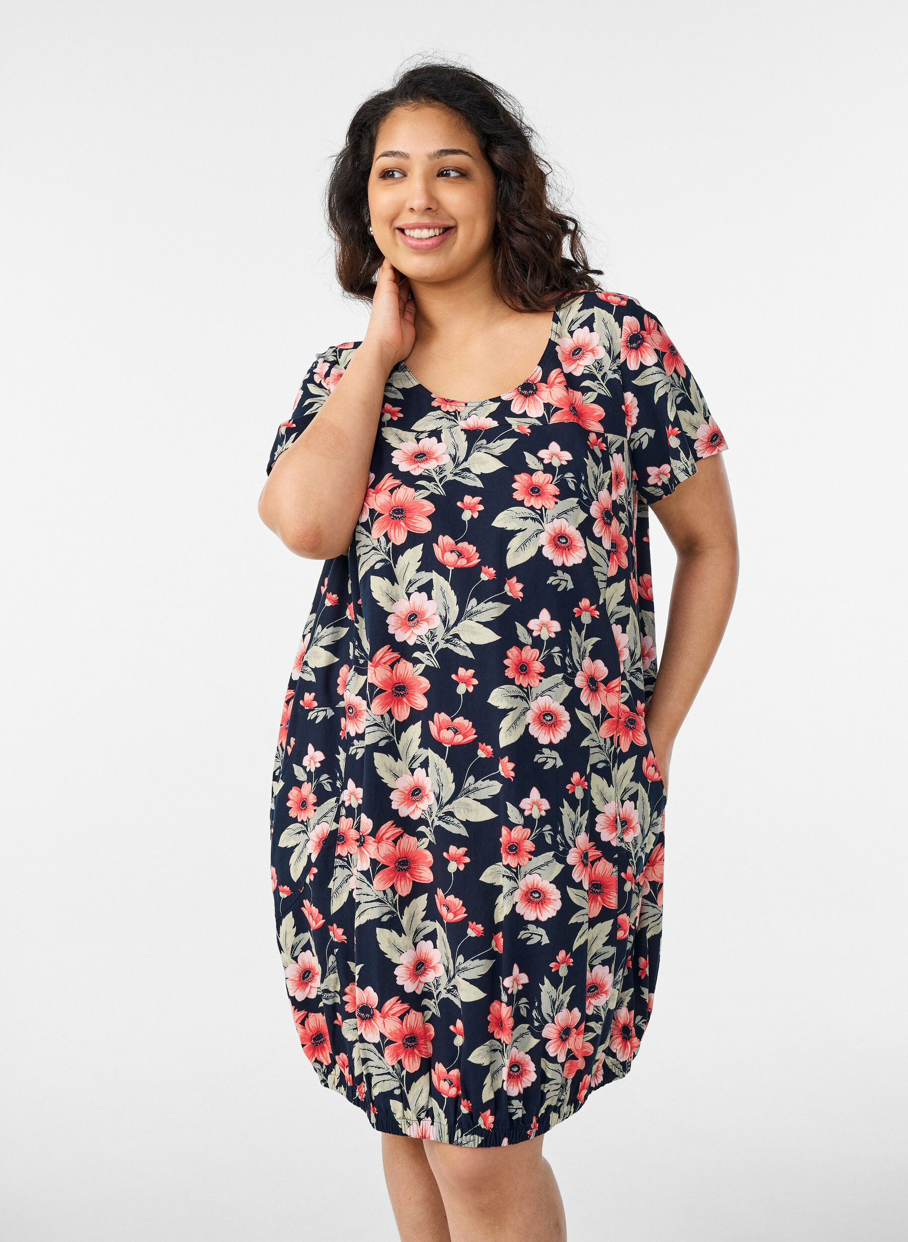 Robe en coton &agrave; manches courtes avec imprim&eacute;, Bleu, Model
