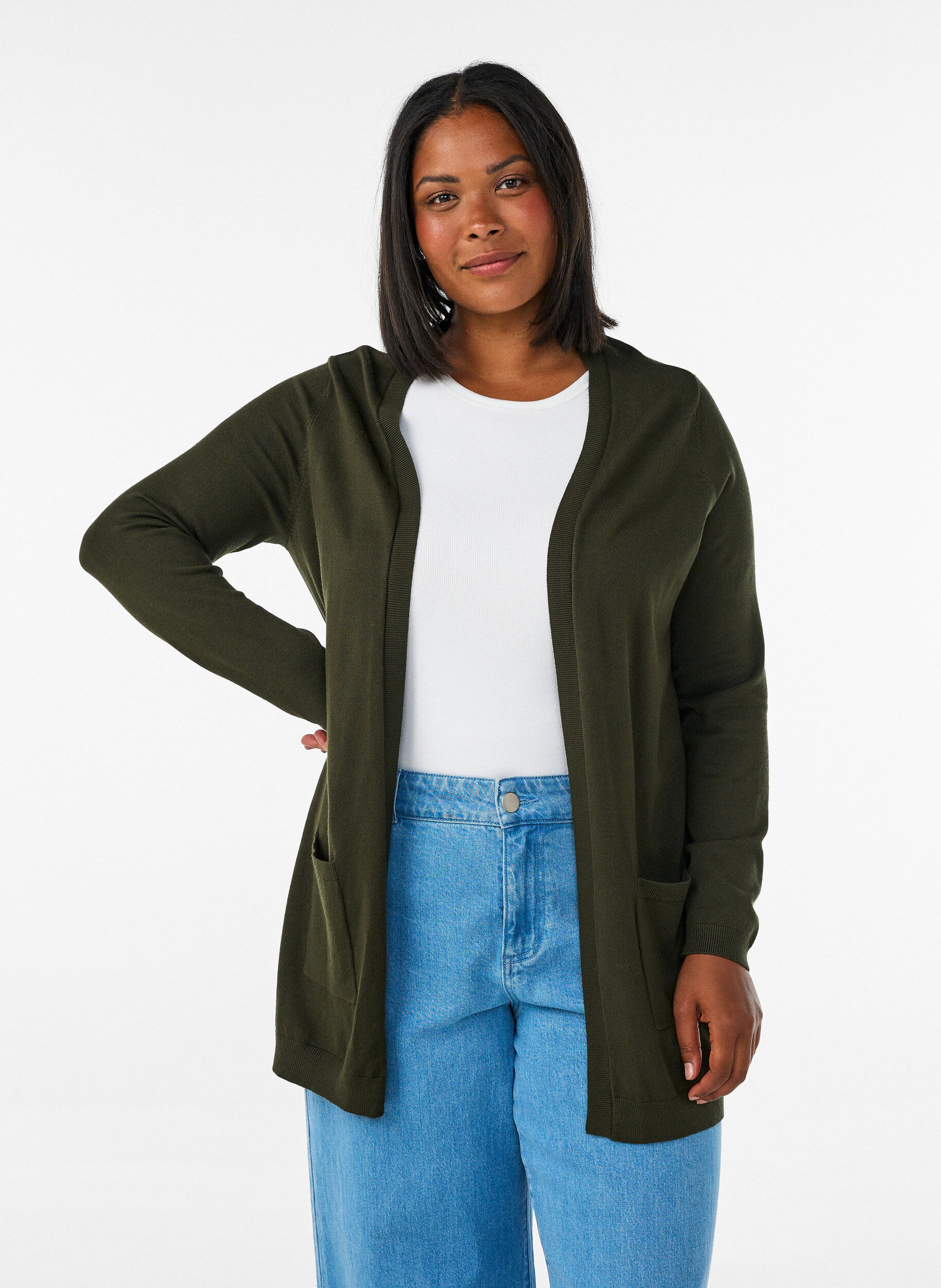 Long cardigan tricot&eacute; dans un m&eacute;lange de viscose, Vert fonc&eacute;, Model