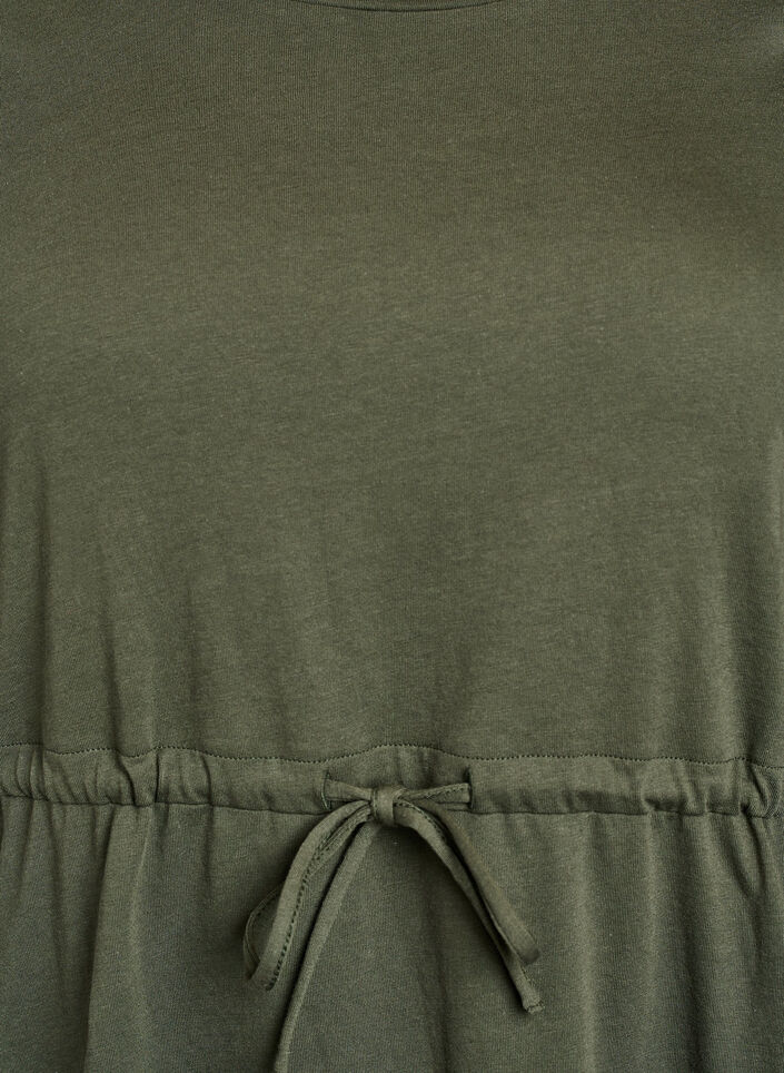 FLASH - Korte T-shirtjurk met strikceintuur, Groen, Packshot image number 2